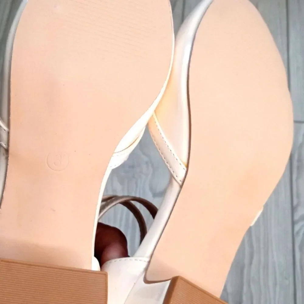 (63-3864)  Marry Jean Shoes Sz 3